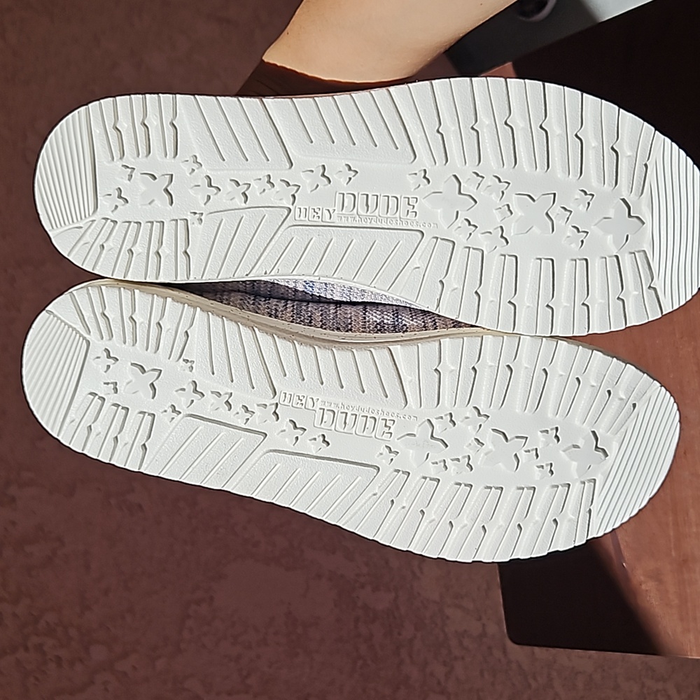 Hey Dude Wendy Sox Lightweight Slip-On Sneakers Shoes In Light Pink Size 11 - Picture 10 of 13